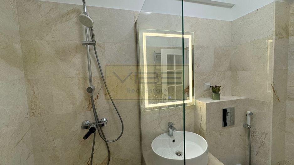 Apartament 2 camere decomandat Copou Royal Town - Poză 17