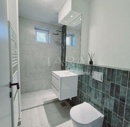 Apartament renovat, balcon mare, zonă verde liniștită, Iulius Mall. - Poză 8