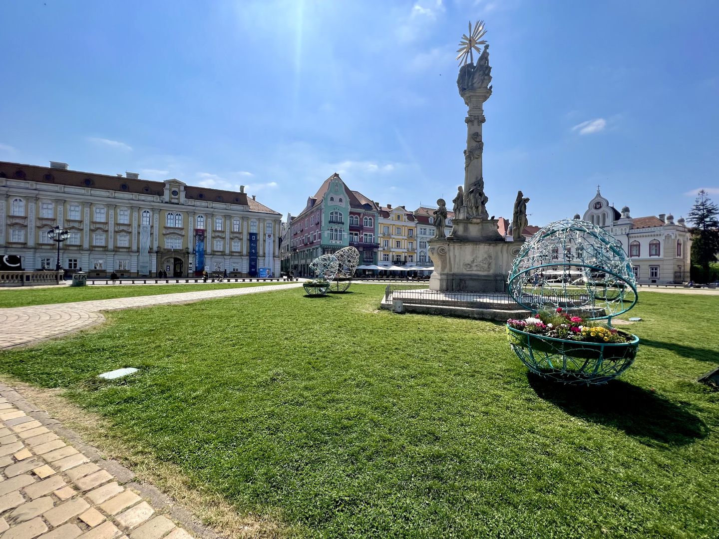 APARTAMENT CENTRAL - Poză 1