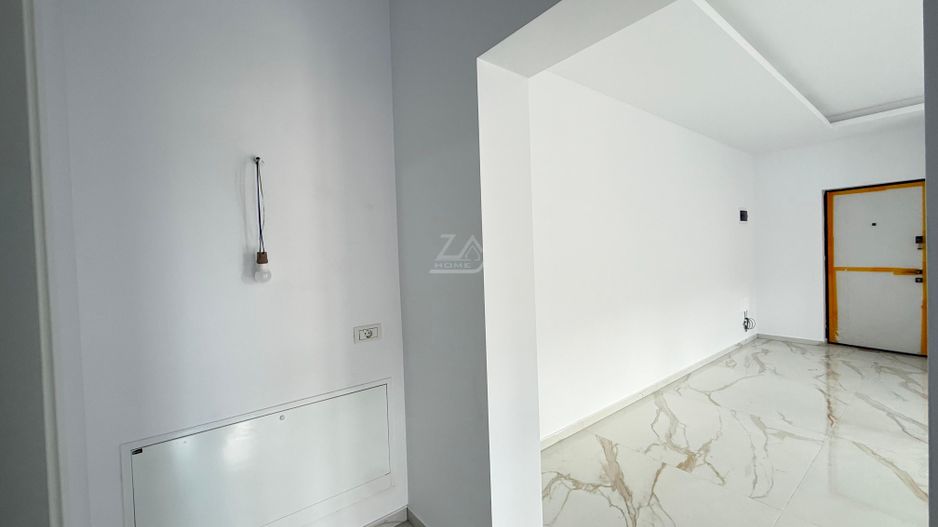 Disponibil imediat. Drum asfaltat. 2 locuri de parcare acoperite. - Poză 8