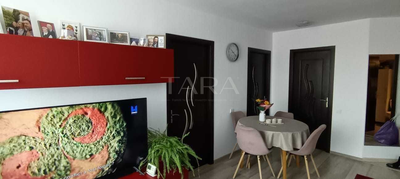 Apartament 3 camere in Baciu, Zona Regal. - Poză 1