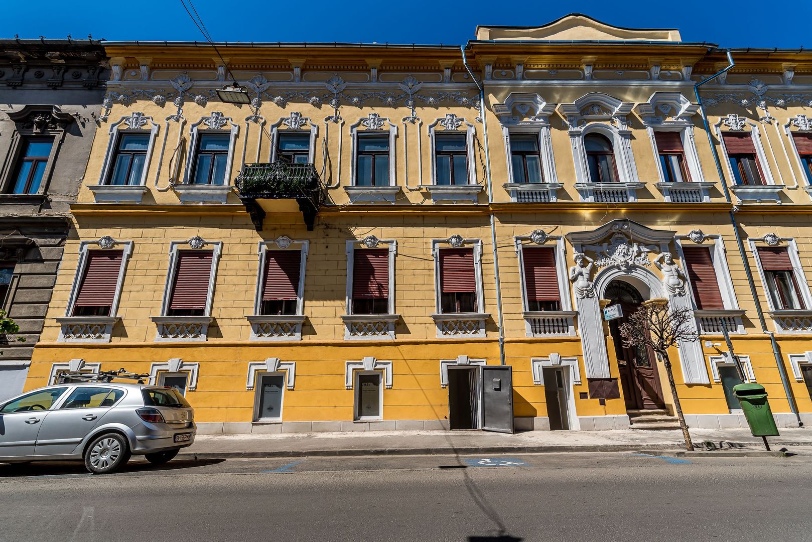 Spațiu comercial cu acces stradal, pe b-dul Decebal, ideal investiție - Poză 10