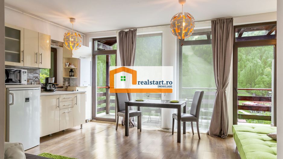 View munte,Studio Azuga, Ideal Investitie aparthotel, mobilat&utilat - Poză 2