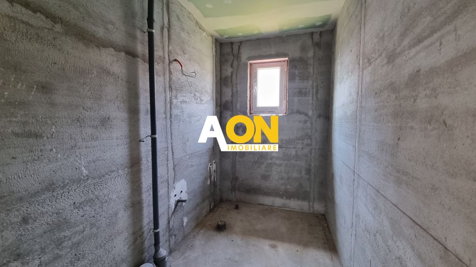 De vanzare casa semifinisata 3 camere, 608mp teren, Recea - Poză 6