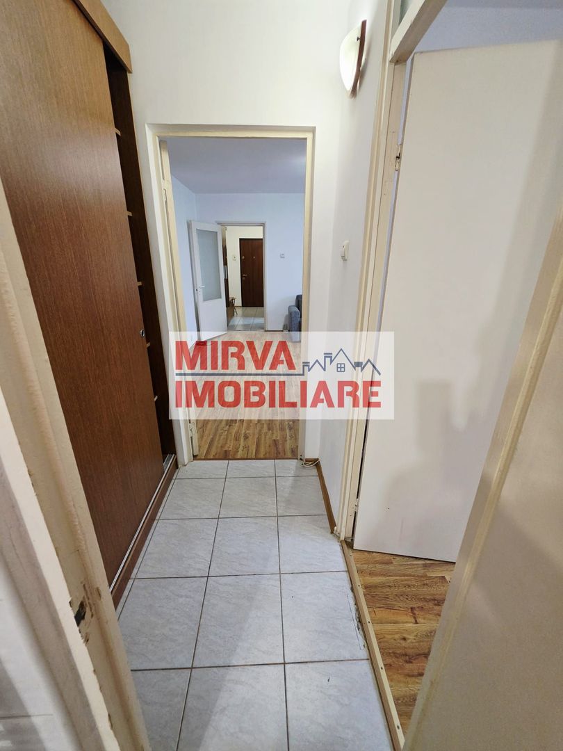 Apartament 2 camere decomandat, mobilat si utilat, zona 9 Mai - Poză 10