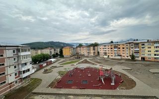 Apartament 3 camere, decomandat, 76mp, in zona Grui - Poză 26