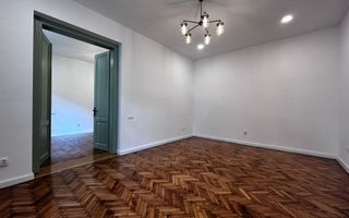 Spatiu cu 3 camere spre inchiriere in centru! - Poză 1