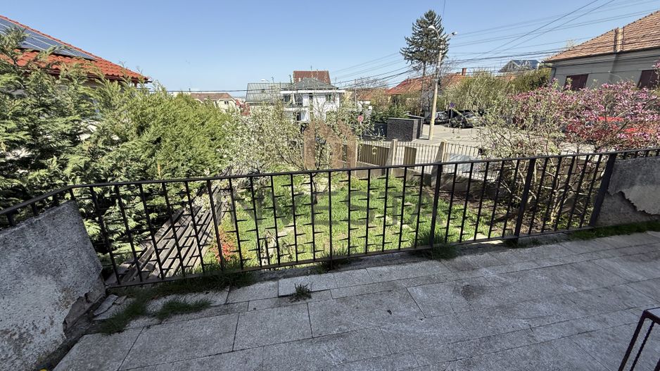 Oportunitate de investitie! Casa de vanzare in zona Andrei Muresanu! - Poză 10