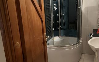 2 camere decomandate, etaj 3/8, lift, centrala termica - 116 000 Euro - Poză 7