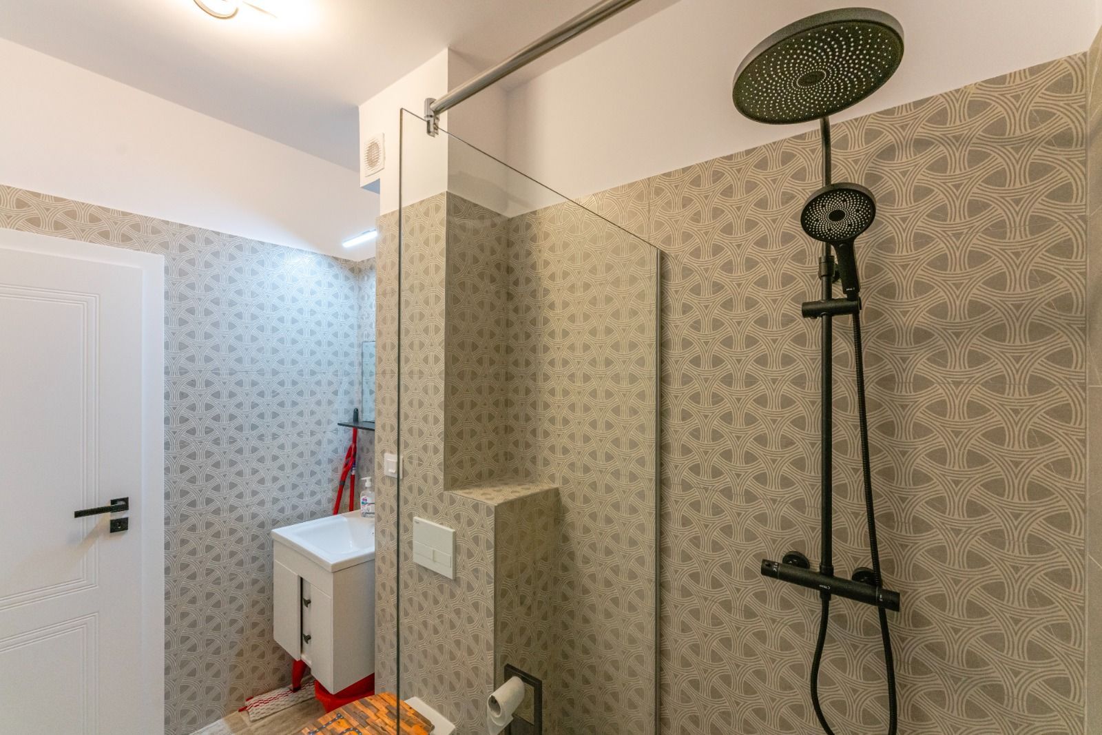 Apartament 2 camere tip penthouse Rasnov | Terasa 50 mp - Poză 22