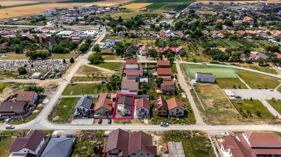Casa la rosu in Zimandcuz Comision 0 - Poză 3