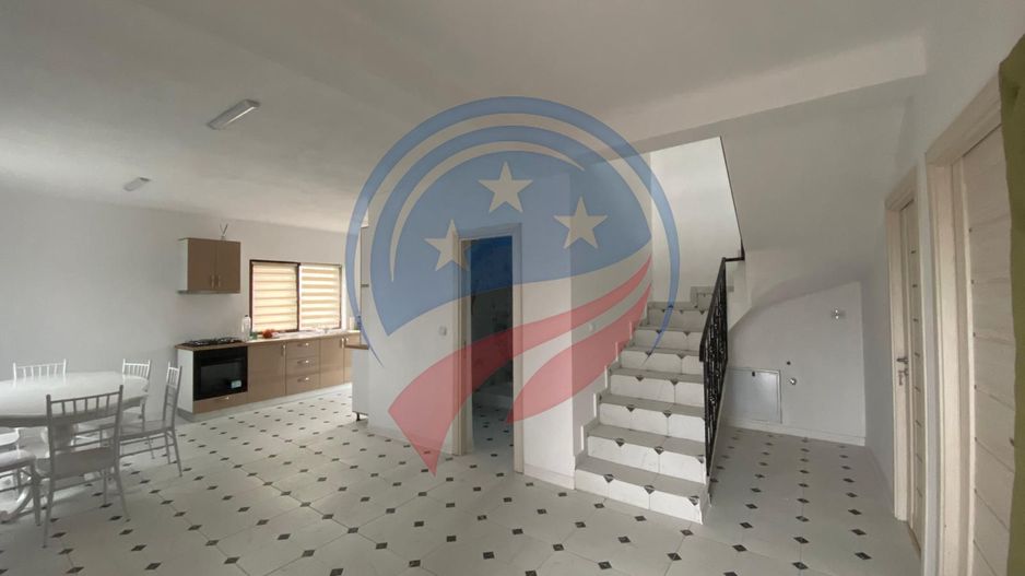 CASA FINALIZATA SI MOBILATA  120 MP ZONA AEROPORT - Poză 1