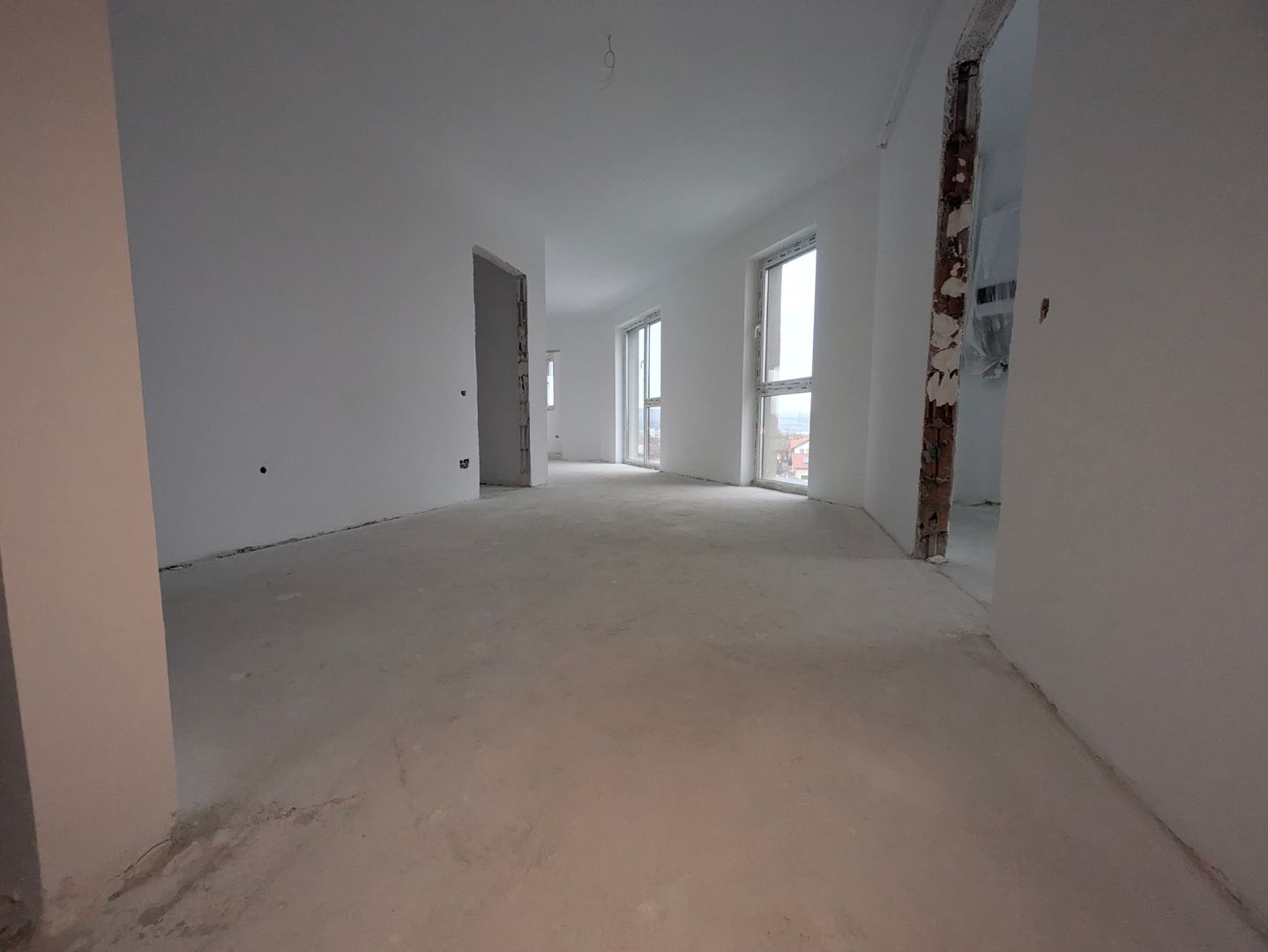 Apartament cu CF 3 camere recompartimentate in 4 camere langa viitorul Parc Est - Poză 3