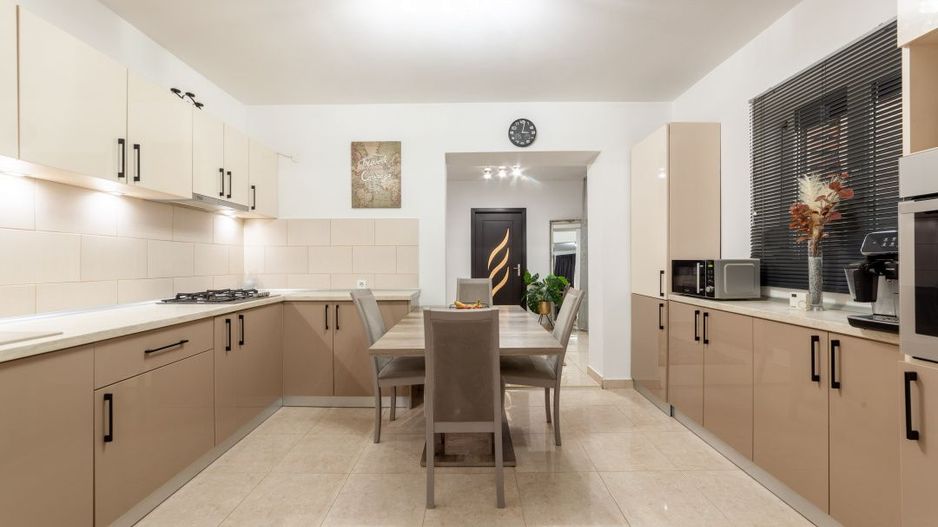 Casa tip duplex - Cartier Trivale - mobilată și utilată parțial - Poză 5