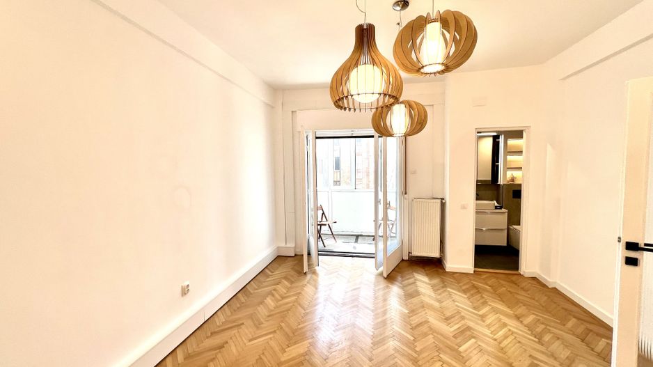 Apartament 3 camere renovat Vasile Conta Universitate Romana - Poză 1