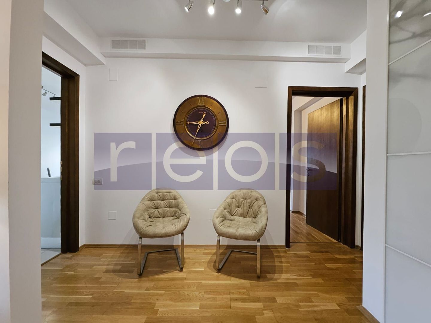 VANZARE 3 CAMERE | HERASTRAU| 115MP|LOC PARCARE INCLUS - Poză 2