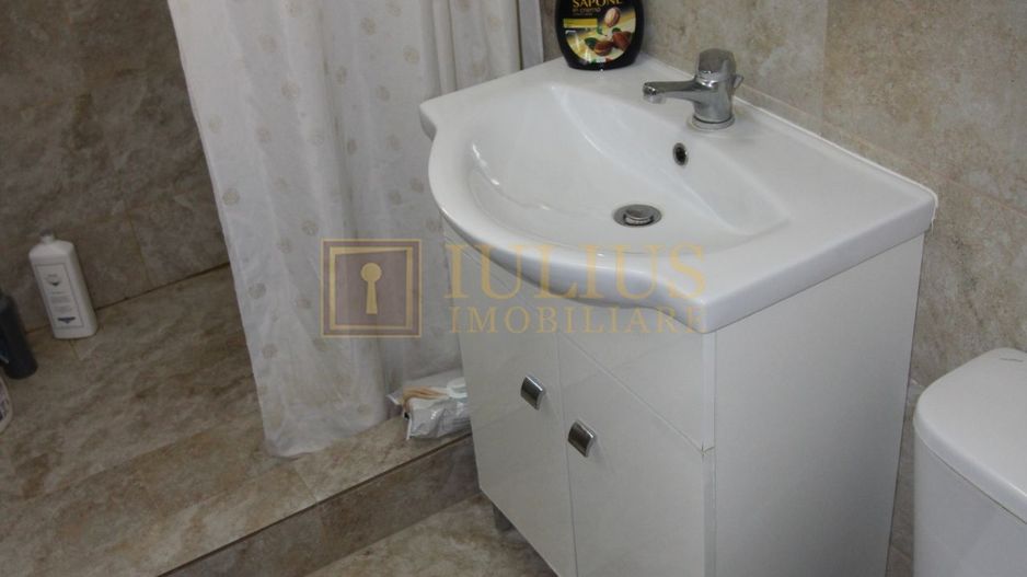 3 camere,  Giroc, la 10 min de Spitalul Judetean, loc parcare inclus - Poză 22