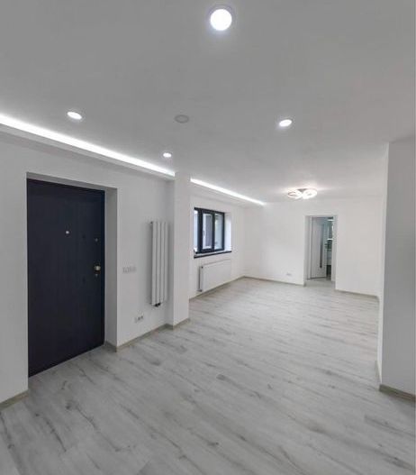 Vand Casa vizavi Cora Alexandriei - Poză 2