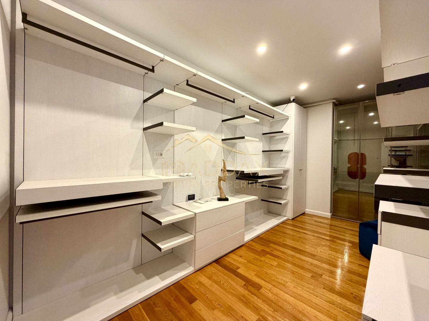 Apartament cu 4 camere Unic *180mp* // Vedere Panoramica catre lac // Floreasca - Poză 33
