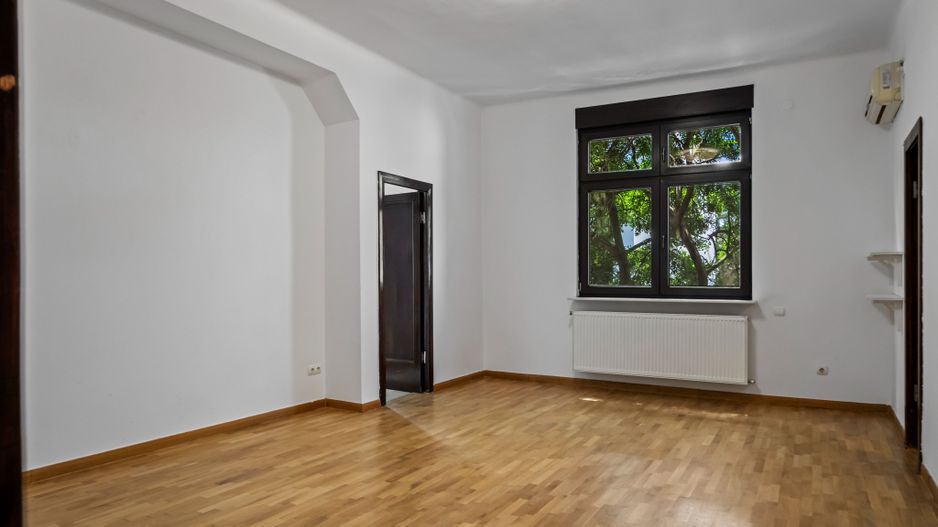 APARTAMENT 4 CAMERE ULTRACENTRAL - Poză 7
