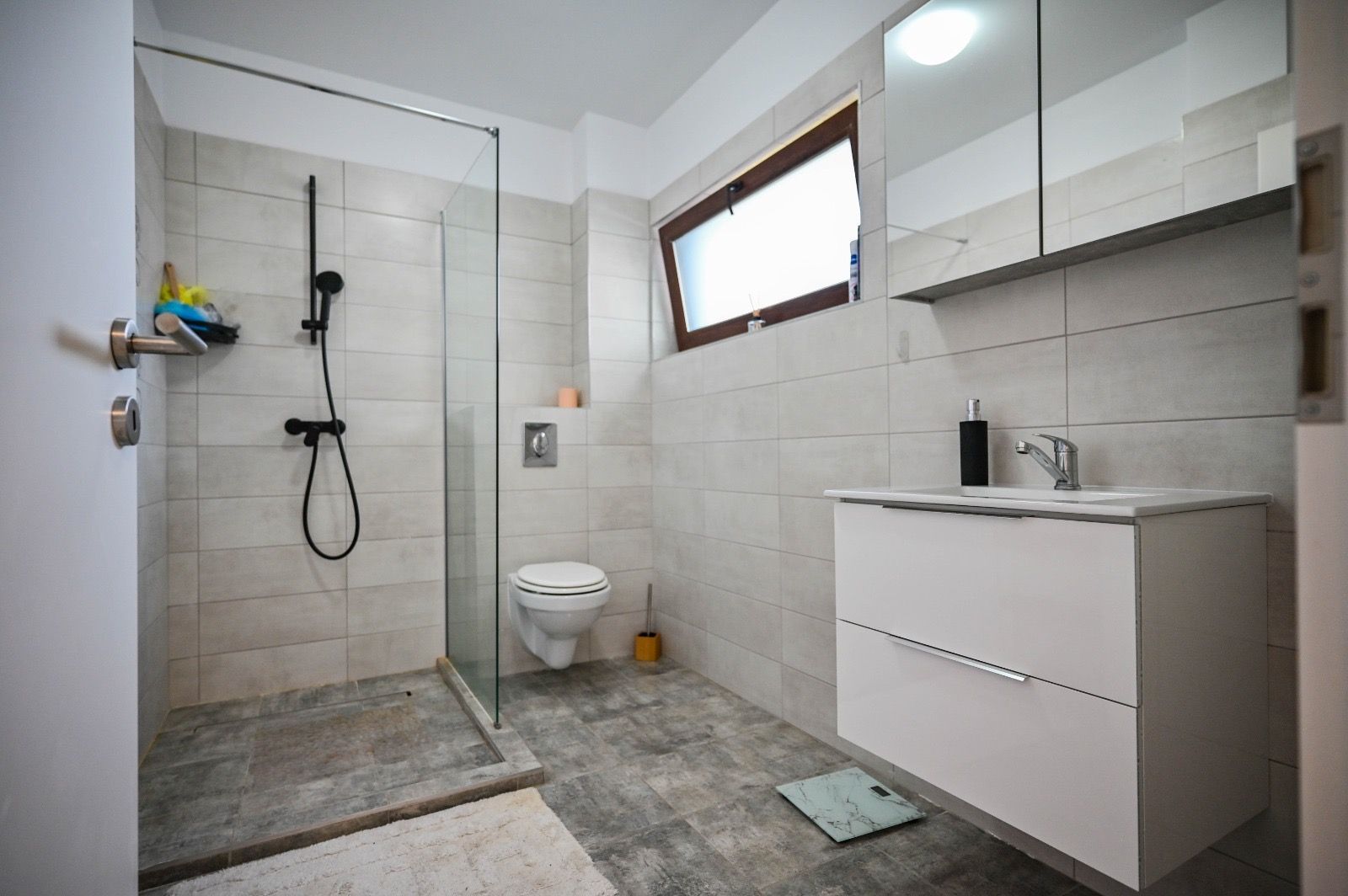 Casa individuală de vânzare Sânpetru, 5 camere, garaj, foișor, curte - Poză 20