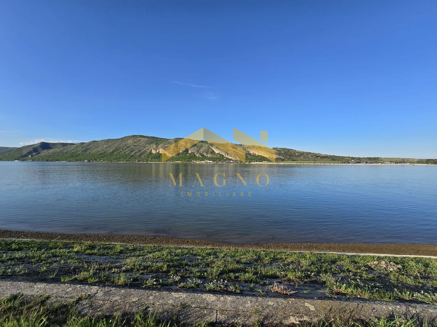 Casa de vanzare pe malul Dunari in Serbia - Poză 21