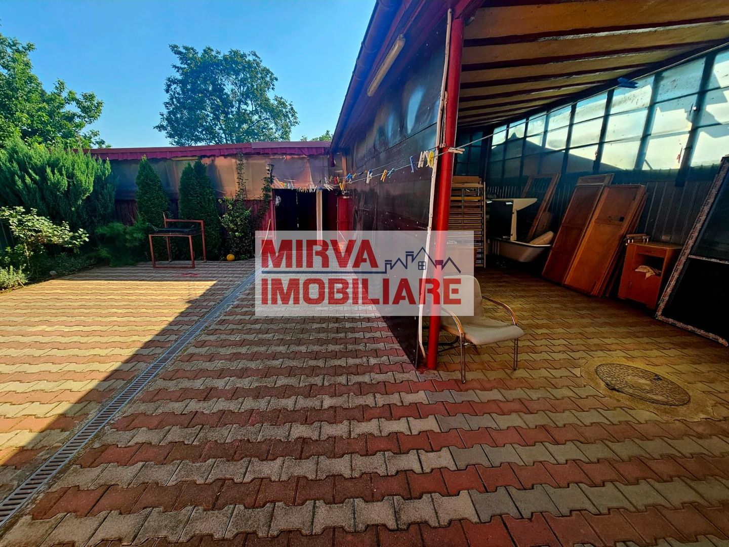 🏡 Casă spațioasă cu 9 camere în Strejnicu – pentru locuință, birouri - Poză 10