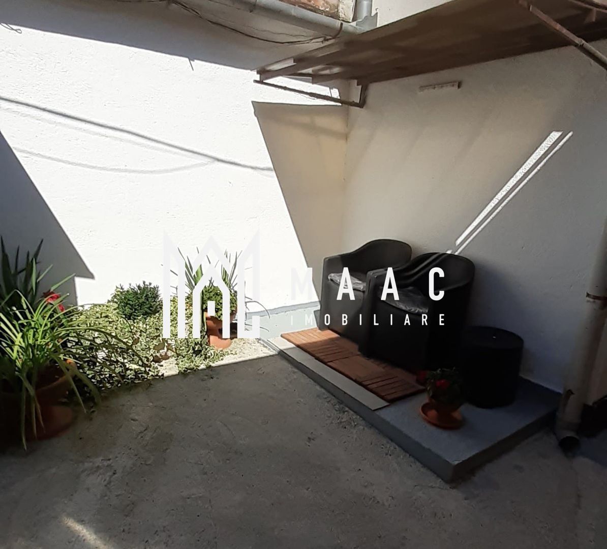 Apartament la casa  in Orasul de Jos în Sibiu Vanzare I inchiriere - Poză 2