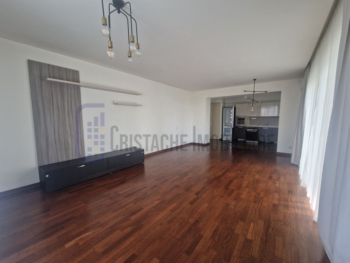 Apartament 3 camere decomandat, cu 2 bai (dus si cada), 110 mp, parcare - Poză 3
