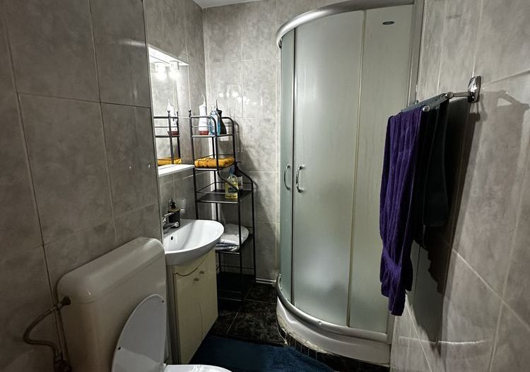 Apartament 2 camere renovatmobilate complet, langa Parc Drumul Taberei și metrou - Poză 4