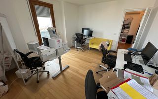 Birouri , cladire noua, zona centrala - Poză 11