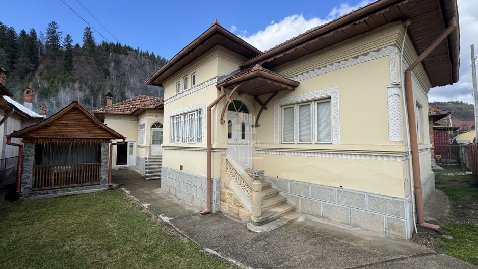 CASA 5 CAMERE CU TEREN 800MP, LERESTI ARGES COMISION 0 CUMPARATOR - Poză 1