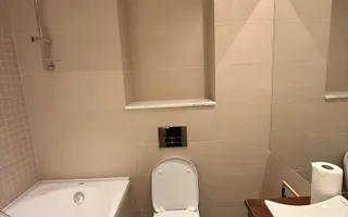 Un apartament Chic ideal ca locuinta sau activitate - Poză 17