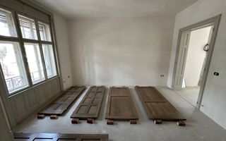 Clădire de birouri/ clinica zona Centrală - Poză 9