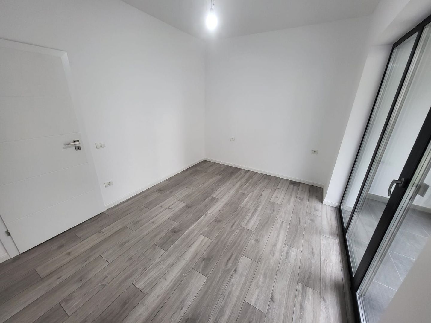 Giroc | Str. Neptun | 2 Camere | Bloc nou | Parcare în CF - Poză 6
