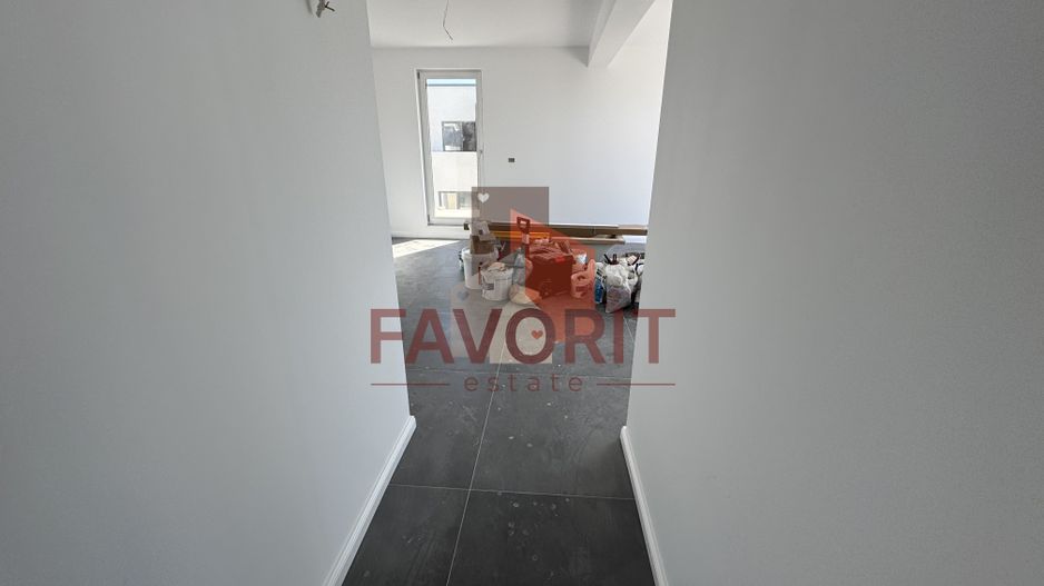 Apartament deosebit. Terasa 50 mp. Zona Buziasului. - Poză 8