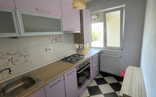 Închiriez apartament 2 camere, Mihai Bravu, centrală proprie - Poză 5