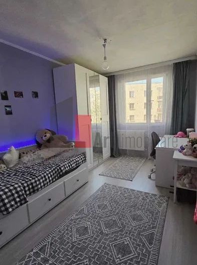 Aparatament 2 camere metrou Titan - Poză 5