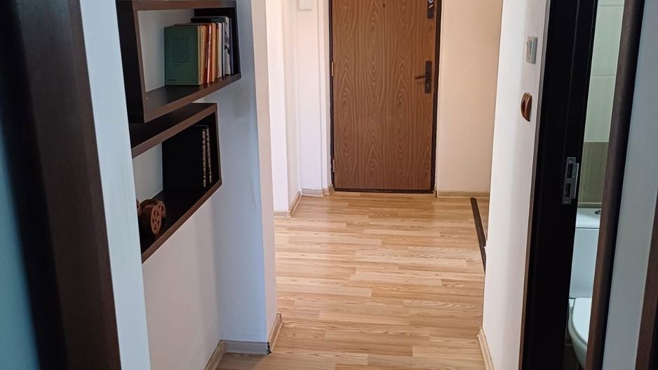 Apartament 3 camere – Zona Big (Bratiănu) – Mobilat, Utilat, Loc parcare - Poză 2