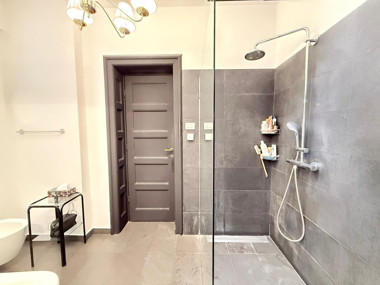 Apartament 6 camere în vilă consolidată | Garaj | Cotroceni - Poză 10