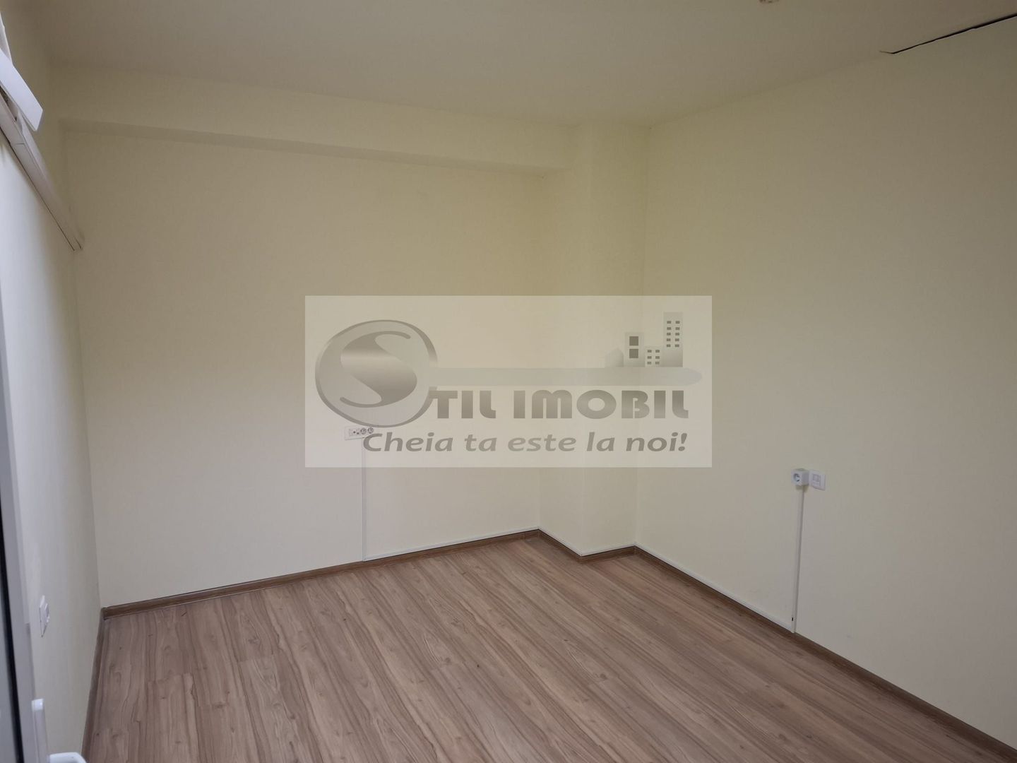 Inchiriez Spatiu de birouri 190 mp Iasi Calea Chisinaului - Poză 2