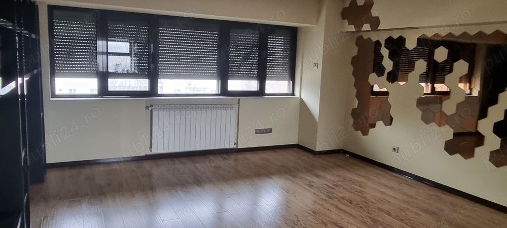 De vanzare ap cu 4 camere la Piața Victoriei, București - Poză 2