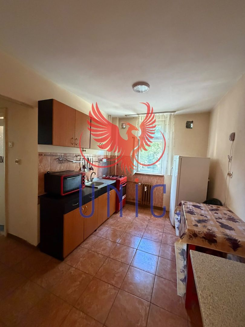 Apartament Calea Bucuresti, la C-uri - Poză 2