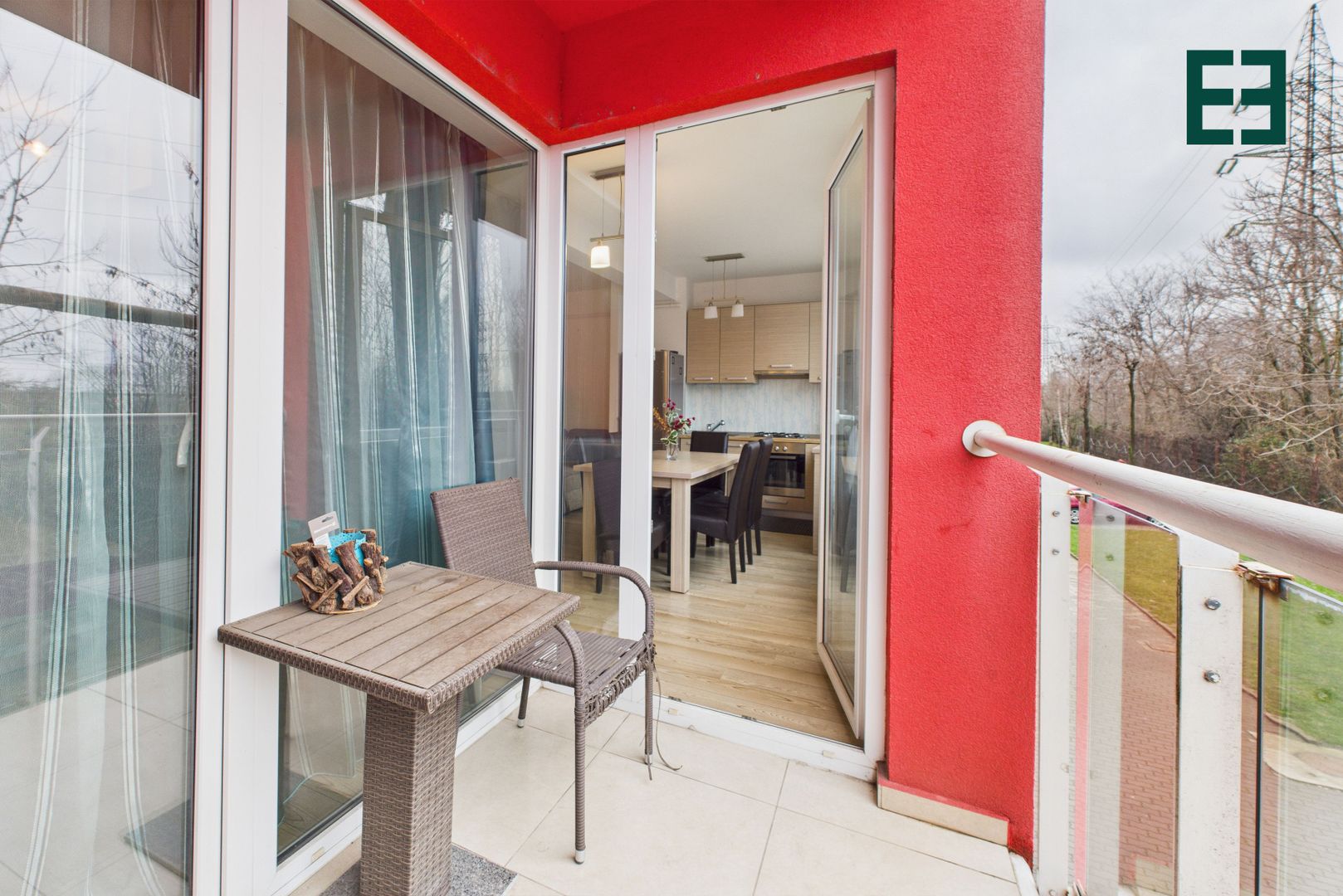 Apartament cu 2 camere și parcare acoperită etaj 1 Ared - Arad - Poză 15