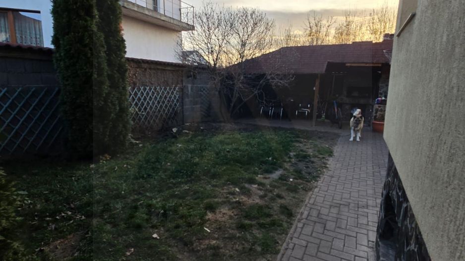 Casa moderna 8 camere pretabil locuinta sau investitie in Selimbar - Poză 5