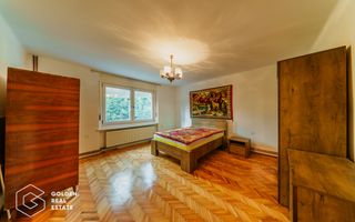 Vila superba, P+E,  Cuvin, 9 camere, 200 mp si teren 1300 mp plus anexa 3 camere - Poză 13