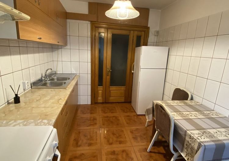 Inchiriez apartament - Poză 4