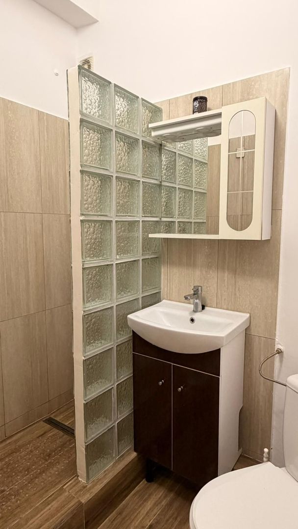 Garsonieră ultracentrală Constanța, etaj 1, mobilată - Poză 8