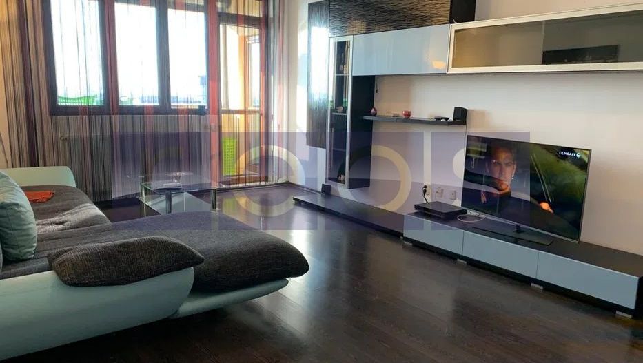 PRELUNGIREA GHENCEA APARTAMENT 2 CAMERE 74 MP | DECOMANDAT | PARCARE - Poză 3