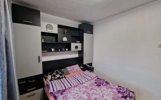Apartament 2 Camere | Decomandat | Balcon | 2 Pivnite - Poză 13